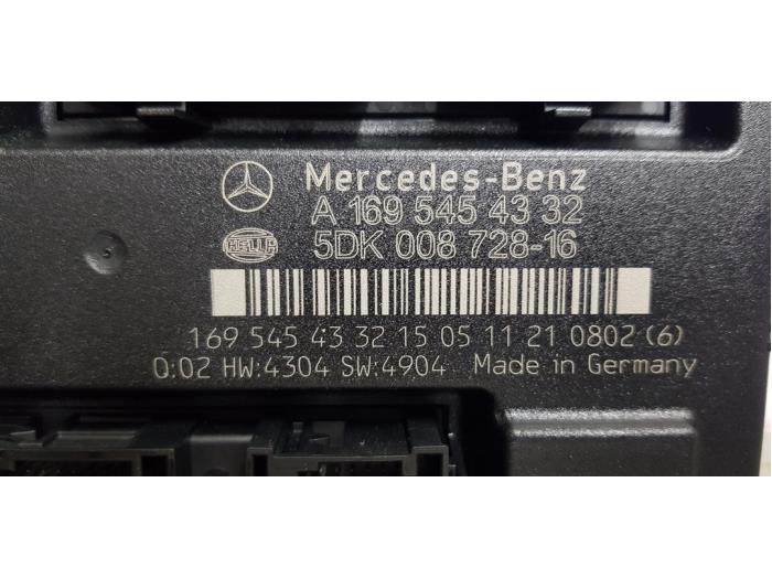 BCM van een Mercedes-Benz A (W169) 2.0 A-180 CDI 16V 3-Drs. 2007