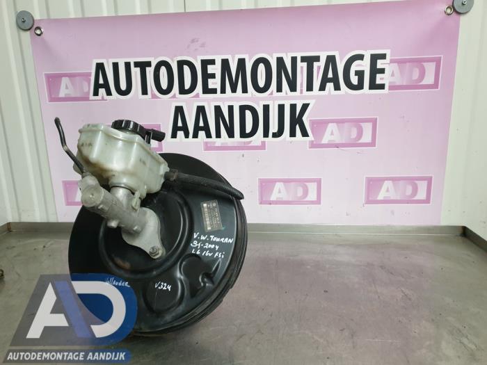 Gebruikte Rembekrachtiger Volkswagen Touran (1T1/T2) 1.6 FSI 16V Prijs € 74,99 Margeregeling aangeboden door Autodemontage Aandijk