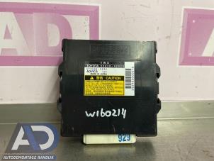 Gebruikte Module (diversen) Toyota RAV4 (A3) 2.2 D-4D 16V 4x4 Prijs € 59,99 Margeregeling aangeboden door Autodemontage Aandijk