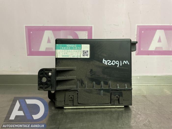 Gebruikte Koeling Module Toyota RAV4 (A3) 2.2 D-4D 16V 4x4 Prijs € 74,99 Margeregeling aangeboden door Autodemontage Aandijk