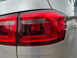 Gebruikte Achterlicht rechts Volkswagen Golf Sportsvan (AUVS) 2.0 TDI 150 16V Prijs € 59,99 Margeregeling aangeboden door Autodemontage Aandijk
