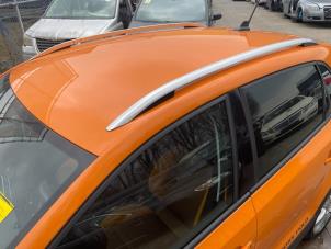 Gebruikte Roofrail set Volkswagen Polo V (6R) 1.2 TSI Prijs € 119,99 Margeregeling aangeboden door Autodemontage Aandijk