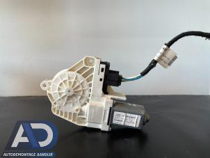 Gebruikte Motor electrisch raam Audi A6 (C6) 2.0 TDI 16V Prijs € 24,99 Margeregeling aangeboden door Autodemontage Aandijk