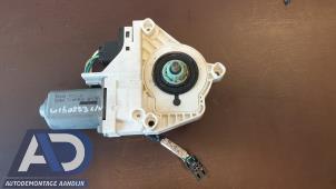 Gebruikte Motor electrisch raam Audi A6 Avant Quattro (C6) 2.7 TDI V6 24V Prijs € 19,99 Margeregeling aangeboden door Autodemontage Aandijk