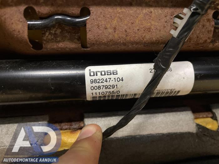 Stoel rechts van een Chrysler Voyager/Grand Voyager (RT) 2.8 CRD 16V Grand Voyager 2009