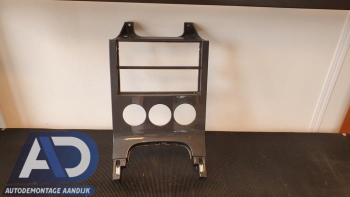 Gebruikte Dashboard deel Peugeot 3008 I (0U/HU) 1.6 VTI 16V Prijs € 39,99 Margeregeling aangeboden door Autodemontage Aandijk