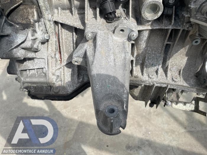 Gebruikte Motorrubber Mercedes C Estate (S204) 1.6 C-180K 16V BlueEfficiency Prijs € 34,99 Margeregeling aangeboden door Autodemontage Aandijk