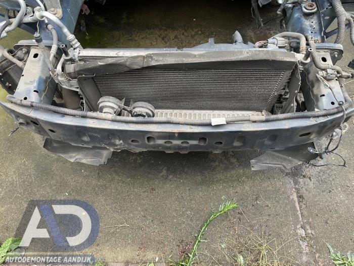 Bumperframe voor van een Ford C-Max (DM2) 1.6 TDCi 16V 109 2008