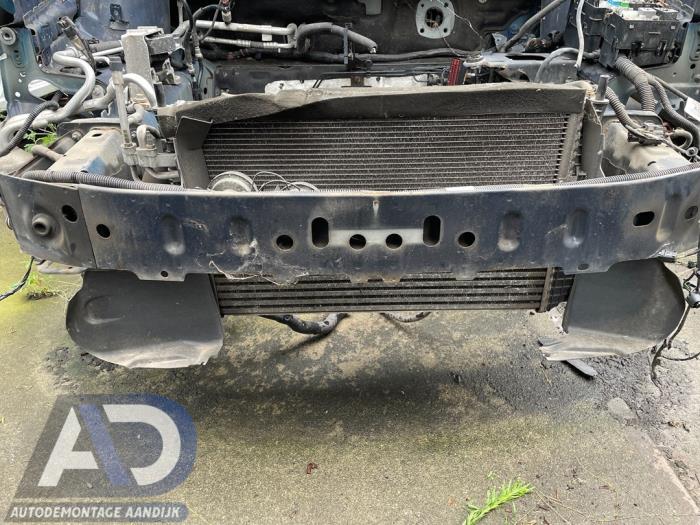 Bumperframe voor van een Ford C-Max (DM2) 1.6 TDCi 16V 109 2008