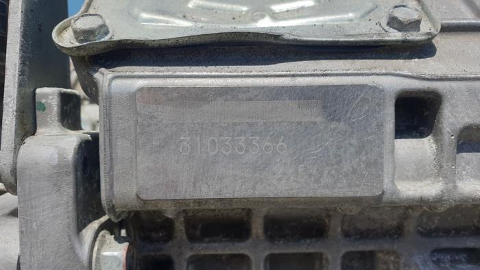 Automaatbak van een Mitsubishi Outlander (GF/GG) 2.0 16V PHEV 4x4 2014
