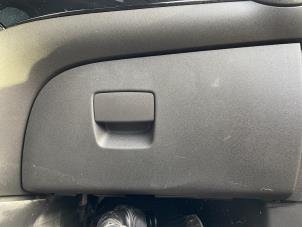 Gebruikte Dashboardkastje Opel Adam 1.4 16V Prijs € 39,99 Margeregeling aangeboden door Autodemontage Aandijk