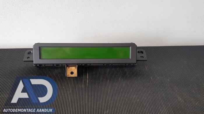 Gebruikte Display Interieur Mazda 5 (CR19) 1.8i 16V Prijs € 29,99 Margeregeling aangeboden door Autodemontage Aandijk