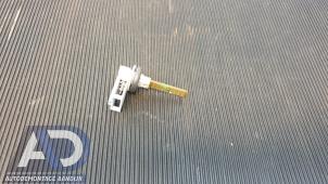 Gebruikte Temperatuursensor binnen Audi Q3 (8UB/8UG) 2.0 TDI 16V 140 Prijs € 9,99 Margeregeling aangeboden door Autodemontage Aandijk