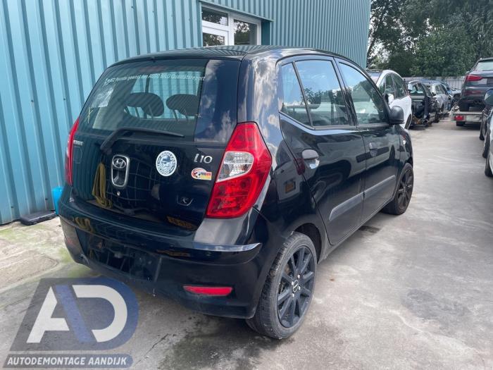Gebruikte Uitlaat Einddemper Hyundai i10 (F5) 1.1i 12V Prijs € 29,99 Margeregeling aangeboden door Autodemontage Aandijk