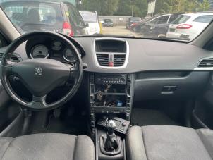 Gebruikte Module + Airbag Set Peugeot 207/207+ (WA/WC/WM) 1.4 16V Prijs € 249,99 Margeregeling aangeboden door Autodemontage Aandijk