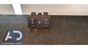 Gebruikte Schakelaar Koplamp Ihv Hyundai i20 1.2i 16V Prijs € 19,99 Margeregeling aangeboden door Autodemontage Aandijk