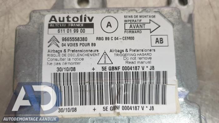 Airbag Module van een Peugeot Partner Tepee (7A/B/C/D/E/F/G/J/P/S) 1.6 HDI 90 16V Phase 1 2010