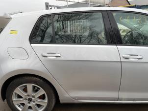 Gebruikte Deur 4Deurs rechts-achter Volkswagen Golf VII (AUA) 1.2 TSI BlueMotion 16V Prijs € 249,99 Margeregeling aangeboden door Autodemontage Aandijk