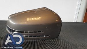 Gebruikte Spiegelkap rechts Mercedes B (W246) 1.6 B-180 BlueEFFICIENCY Turbo 16V Prijs € 34,99 Margeregeling aangeboden door Autodemontage Aandijk