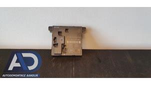 Gebruikte Deur module Mercedes E (W211) 3.2 E-320 CDI 24V Prijs € 24,99 Margeregeling aangeboden door Autodemontage Aandijk