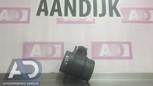 Gebruikte Luchtmassameter Volkswagen Caddy III (2KA,2KH,2CA,2CH) 1.9 TDI Prijs € 14,99 Margeregeling aangeboden door Autodemontage Aandijk