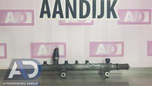 Gebruikte Verstuiver brug Opel Vivaro 1.9 DI Prijs € 39,99 Margeregeling aangeboden door Autodemontage Aandijk