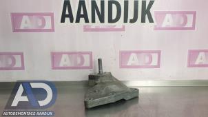 Gebruikte Versnellingsbak Steun Ford Mondeo IV Wagon 2.0 TDCi 140 16V Prijs € 19,99 Margeregeling aangeboden door Autodemontage Aandijk