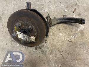 Gebruikte Fusee rechts-voor Mitsubishi Eclipse (D3) 2.0 GS 16V Prijs € 59,99 Margeregeling aangeboden door Autodemontage Aandijk