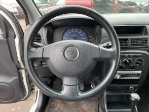 Gebruikte Stuurwiel Daihatsu Cuore (L251/271/276) 1.0 12V DVVT Prijs € 24,99 Margeregeling aangeboden door Autodemontage Aandijk