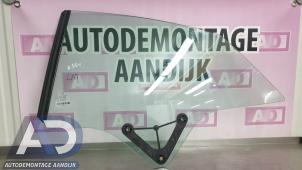 Gebruikte Ruit 2Deurs links-achter Mercedes E (C207) E-350 CGI V6 24V Prijs € 59,99 Margeregeling aangeboden door Autodemontage Aandijk