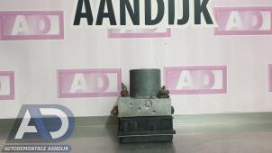 Gebruikte ABS Pomp Toyota Corolla Verso (R10/11) 2.2 D-4D 16V Prijs € 74,99 Margeregeling aangeboden door Autodemontage Aandijk