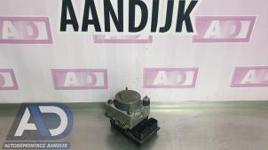 Gebruikte ABS Pomp Ford Ka II 1.3 TDCi 16V Prijs € 39,99 Margeregeling aangeboden door Autodemontage Aandijk