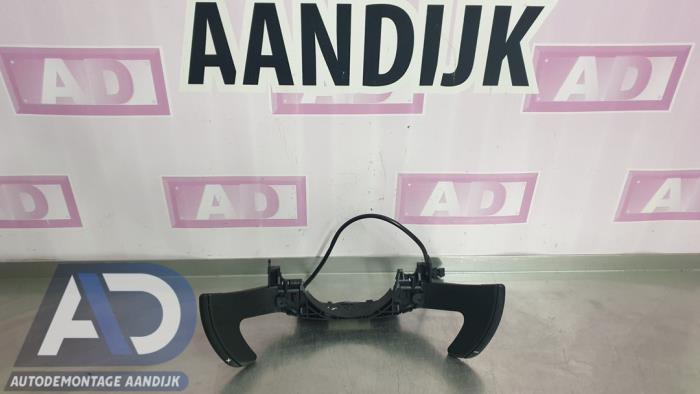 Gebruikte Schakelflipper set Citroen C4 Cactus (0B/0P) 1.2 PureTech 82 12V Prijs € 39,99 Margeregeling aangeboden door Autodemontage Aandijk