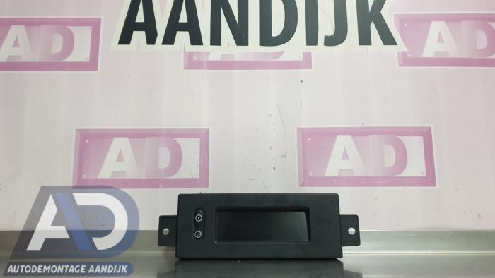 Gebruikte Display Interieur Opel Corsa D 1.2 16V Prijs € 14,99 Margeregeling aangeboden door Autodemontage Aandijk