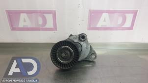 Gebruikte Spanrol Multiriem Mercedes E (C207) E-350 CGI V6 24V Prijs € 24,99 Margeregeling aangeboden door Autodemontage Aandijk