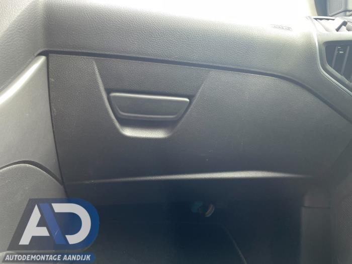 Gebruikte Dashboardkastje Ford Focus 3 Wagon 1.6 TDCi ECOnetic Prijs € 34,99 Margeregeling aangeboden door Autodemontage Aandijk