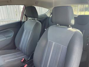 Gebruikte Interieur Bekledingsset Ford Fiesta 6 (JA8) 1.25 16V Prijs € 224,99 Margeregeling aangeboden door Autodemontage Aandijk