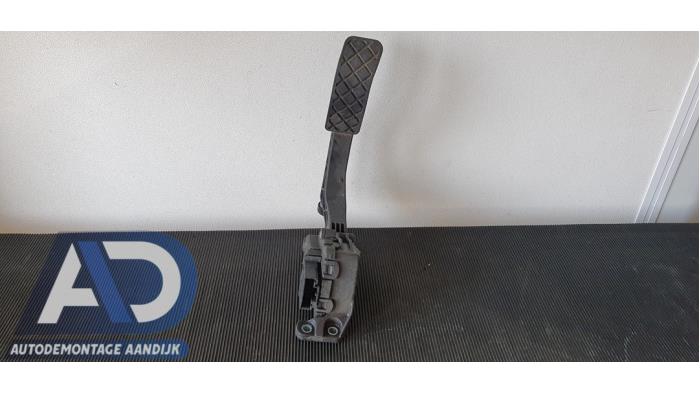Gebruikte Sensor Gaspedaalpositie Audi A6 Avant (C6) 2.7 TDI V6 24V Prijs € 24,99 Margeregeling aangeboden door Autodemontage Aandijk