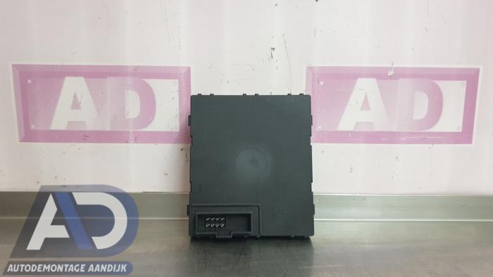 Computer Body Control van een Opel Vectra C Caravan 1.9 CDTI 120 2006