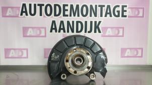 Gebruikte Fusee links-voor Audi Q3 (8UB/8UG) 2.0 TDI 16V 140 Prijs € 49,99 Margeregeling aangeboden door Autodemontage Aandijk