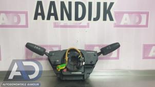 Gebruikte Licht + Raw Schakelaar Opel Corsa D 1.2 16V Prijs € 29,99 Margeregeling aangeboden door Autodemontage Aandijk