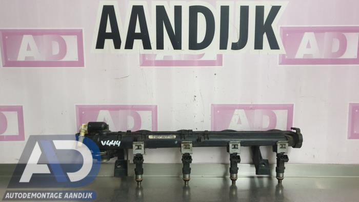 Gebruikte Injector brug Ford Fiesta 6 (JA8) 1.25 16V Prijs € 49,99 Margeregeling aangeboden door Autodemontage Aandijk