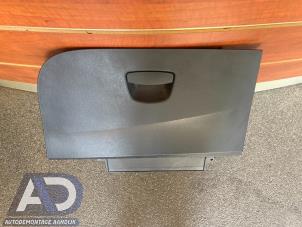 Gebruikte Dashboardkastje Seat Ibiza IV SC (6J1) 1.2 12V Prijs € 29,99 Margeregeling aangeboden door Autodemontage Aandijk