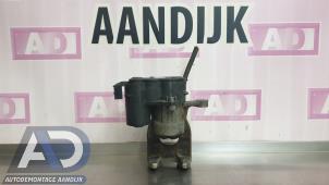 Gebruikte Remklauw (Tang) rechts-achter Mercedes B (W247) 1.3 B-200 Turbo 16V Prijs € 99,99 Margeregeling aangeboden door Autodemontage Aandijk