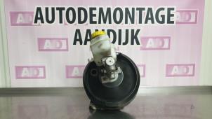 Gebruikte Rembekrachtiger Volkswagen Fox (5Z) 1.2 Prijs € 49,99 Margeregeling aangeboden door Autodemontage Aandijk