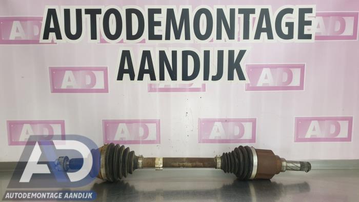 Gebruikte Aandrijfas links-voor Fiat Panda (312) 0.9 TwinAir 85 4x4 Prijs € 99,99 Margeregeling aangeboden door Autodemontage Aandijk