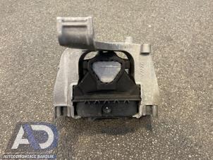 Motorsteun van een Volkswagen Golf VII (AUA) 2.0 GTD 16V 2015
