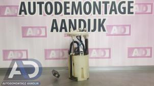 Gebruikte Tank element Pomp Mercedes Vito (639.6) 2.2 111 CDI 16V Prijs € 49,99 Margeregeling aangeboden door Autodemontage Aandijk