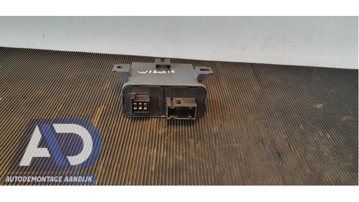 Gebruikte Module Verlichting Ford S-Max (GBW) 2.0 TDCi 16V 140 Prijs € 89,99 Margeregeling aangeboden door Autodemontage Aandijk