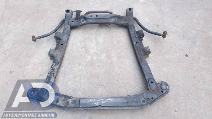 Gebruikte Subframe Dacia Logan (LS) 1.6 Prijs € 99,99 Margeregeling aangeboden door Autodemontage Aandijk